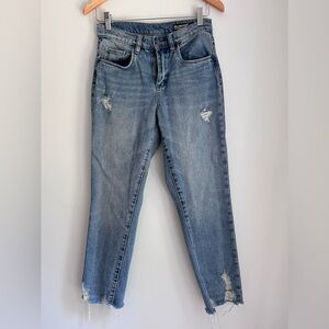 Blank NYC Madison Crop 26